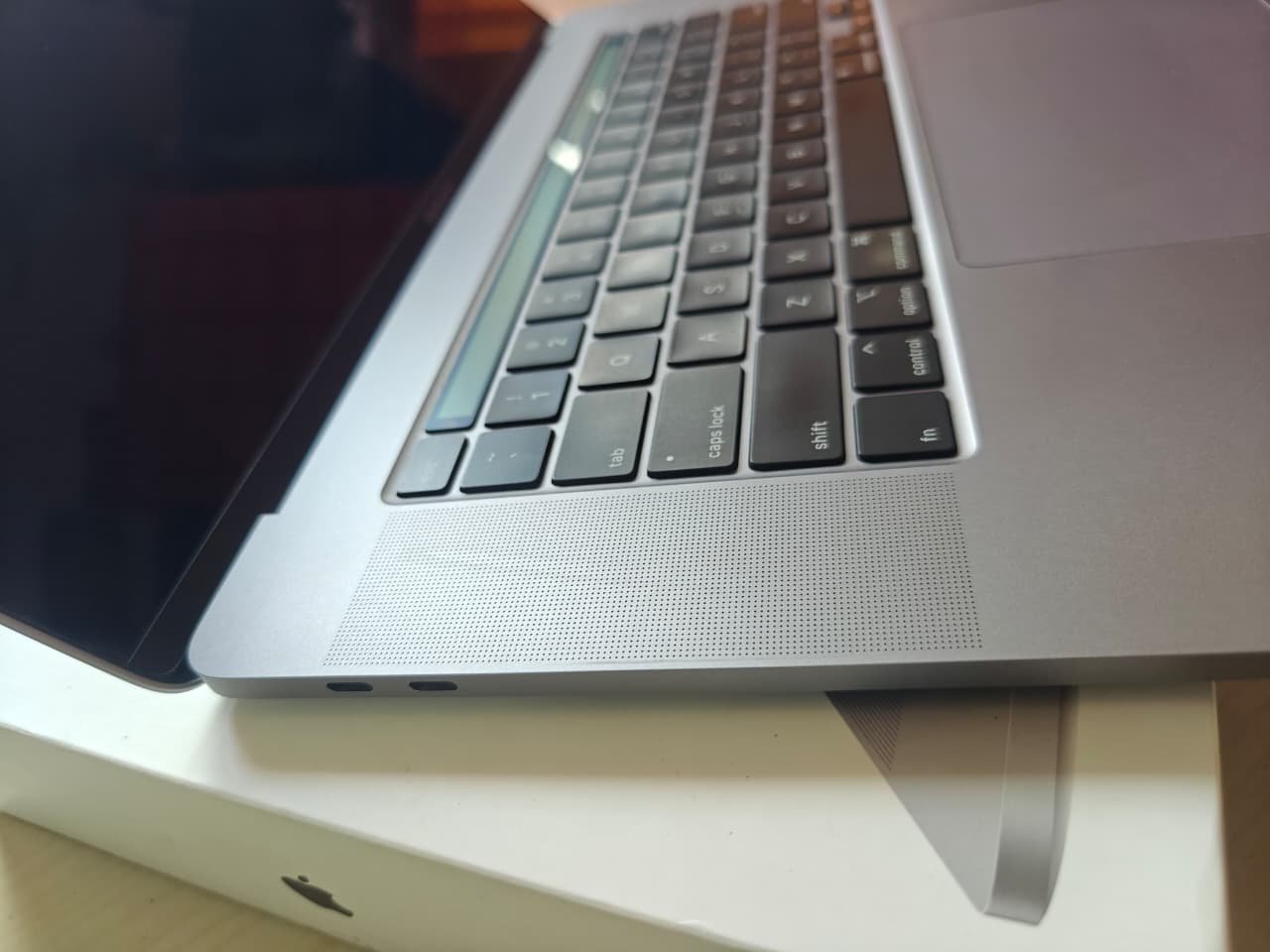 Macbook Pro A2141 (2019)