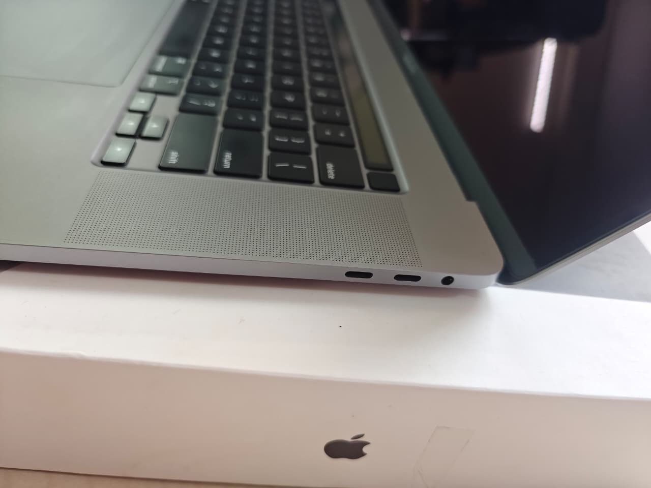 Macbook Pro A2141 (2019)
