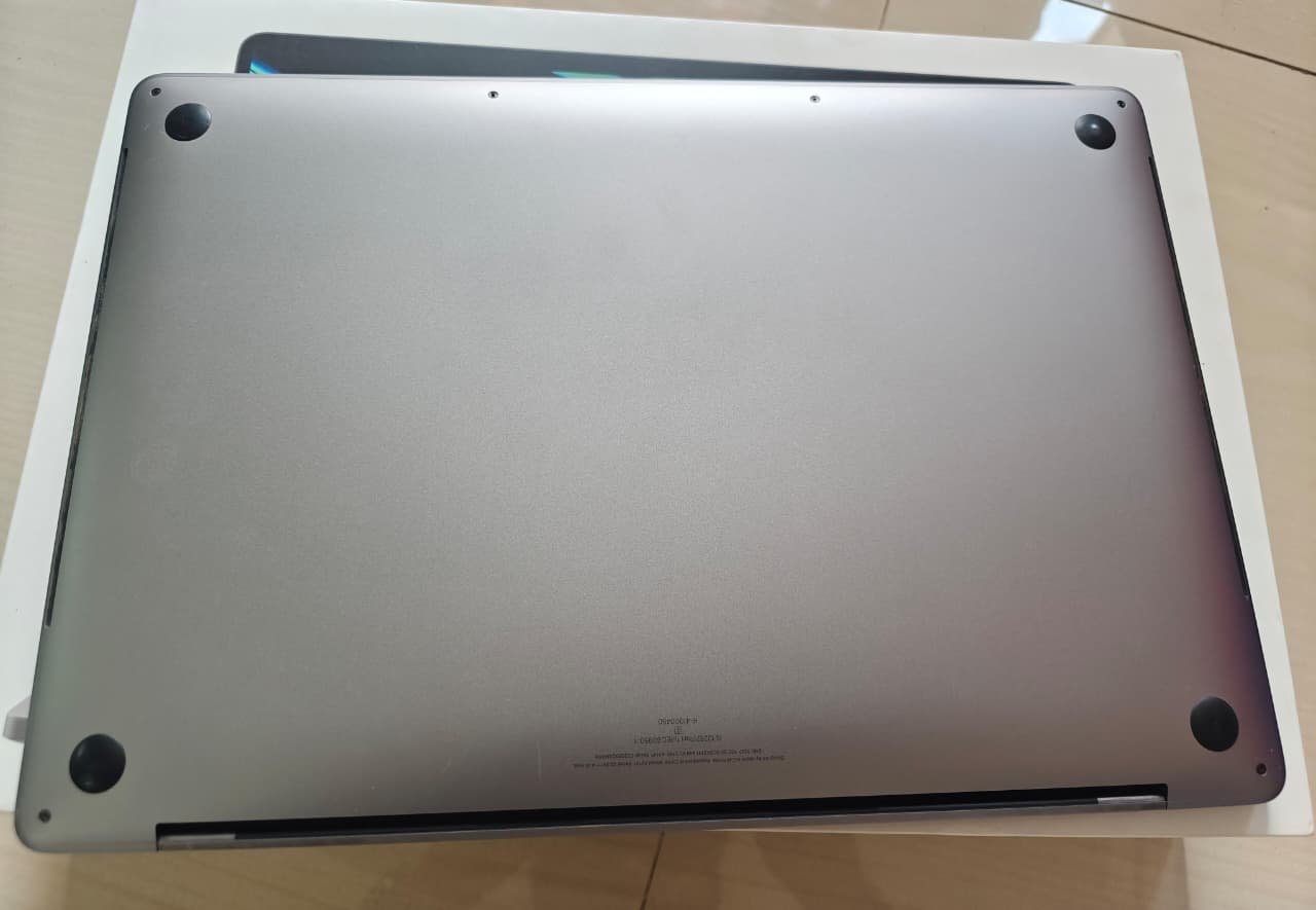 Macbook Pro A2141 (2019)